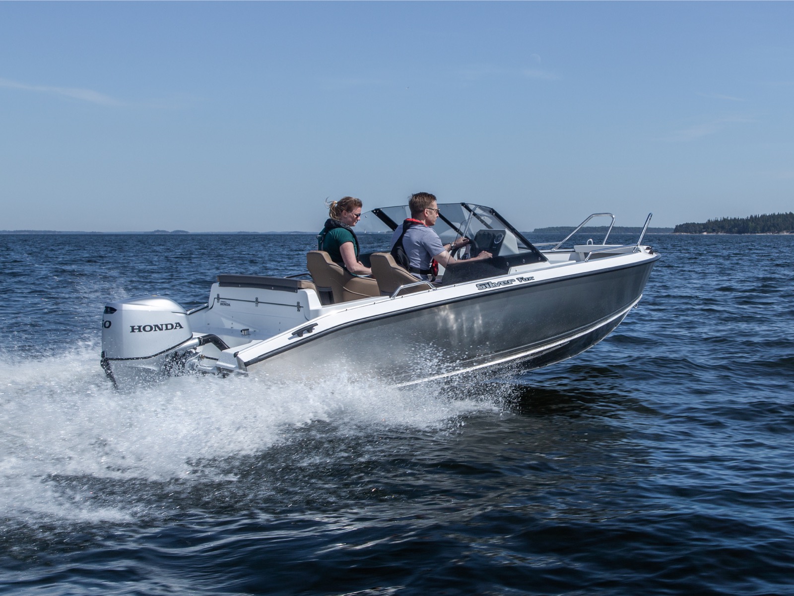 Silver Boats Fox Avant 485 Available From Farndon Marina