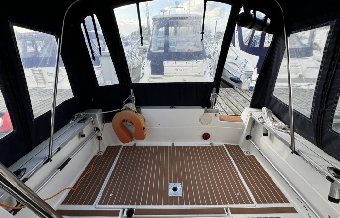 Bayliner Cierra 2556. Emivere. Aft deck pic 2