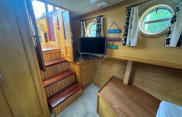 Central Craftworks Ltd, Replica Dutch Barge. Aft Cabin pic 2