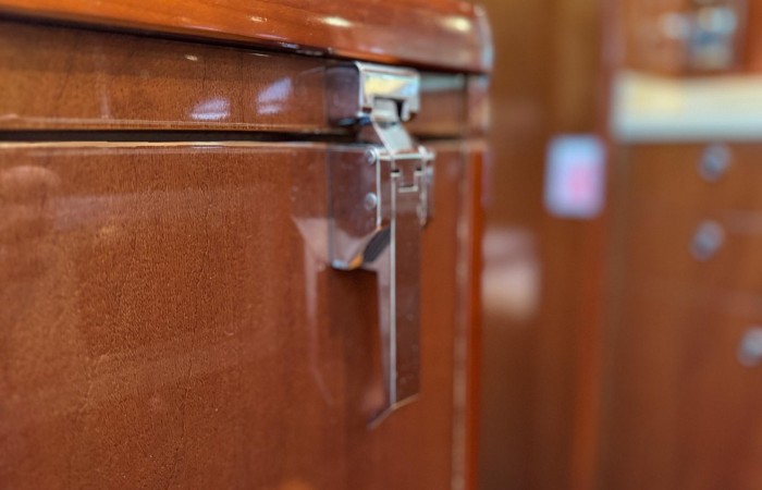 Princess V45 Esperanca. Galley pic 7