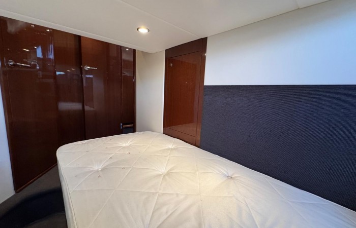 Princess V45 Esperanca. Primary Cabin Guest pic 3