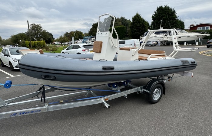 Rebel Riot 520 pic 2