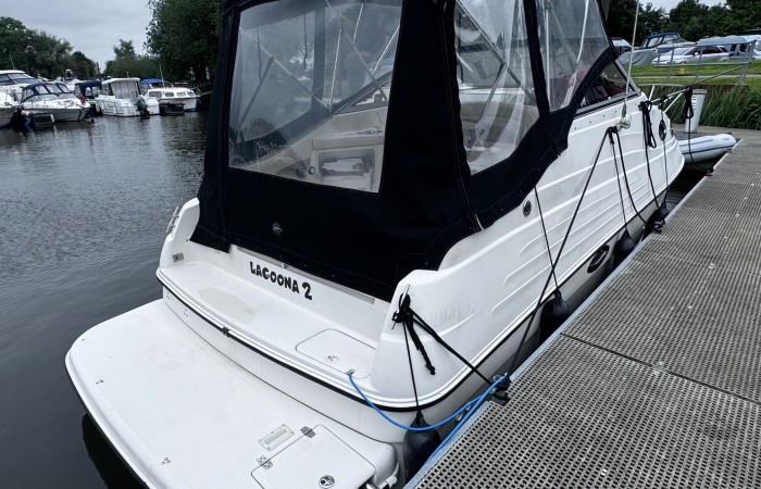 Regal Commodore 242. Lagoona 2 Ad pic 5