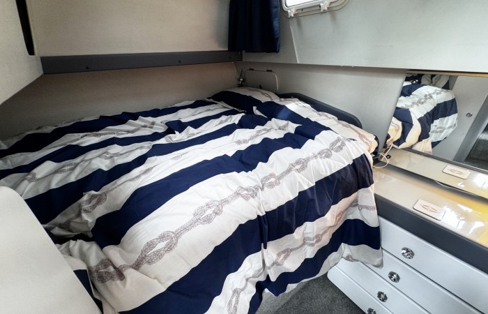 Sunseeker 36 Repello. Silver Sovereign. Aft Cabin pic 2