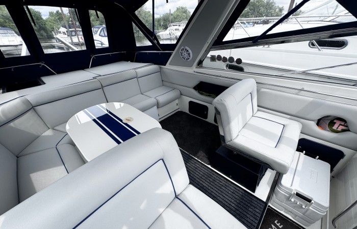 Sunseeker 36 Repello. Silver Sovereign. Cockpit pic 6